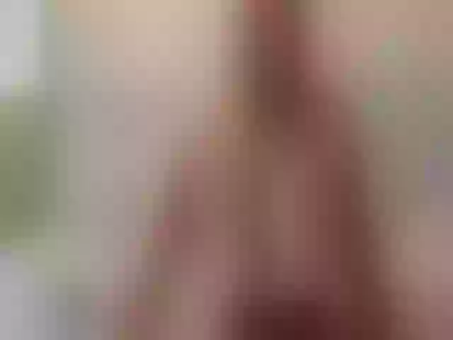 Live sex webcam photo for Come2Mommy #273634434