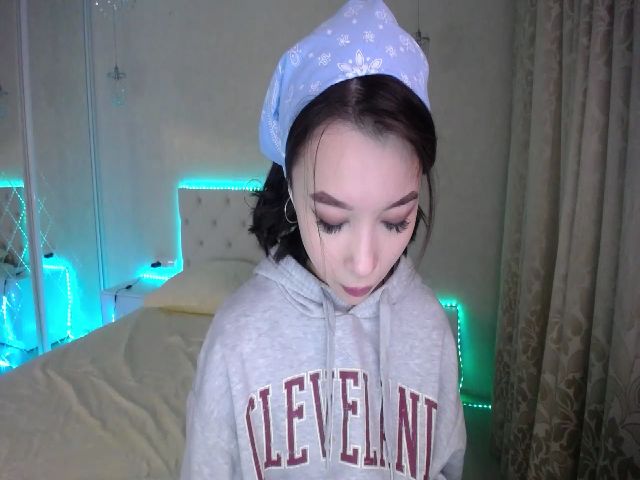 Live sex webcam photo for ComeToRelax #272762249