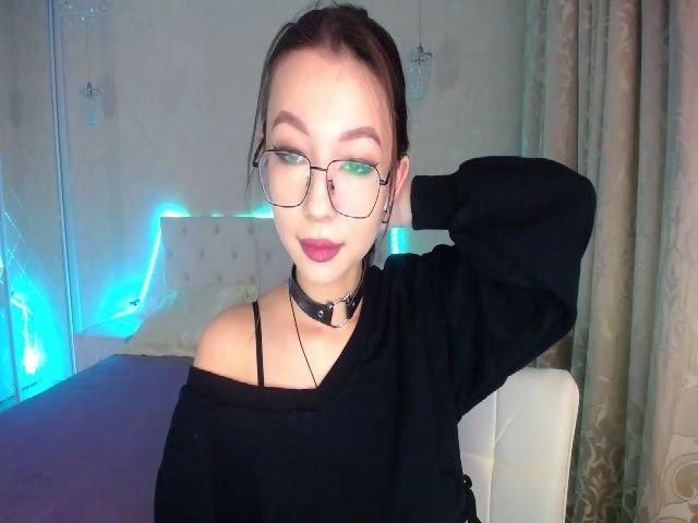 Live sex webcam photo for ComeToRelax #272816229