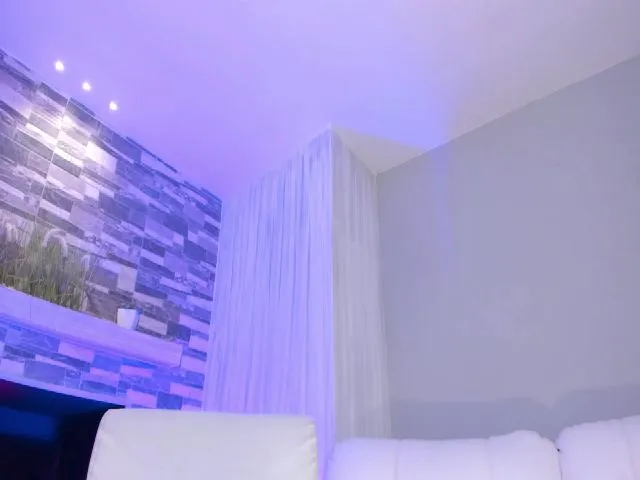 Live sex webcam photo for ConnieAddams1 #273583941