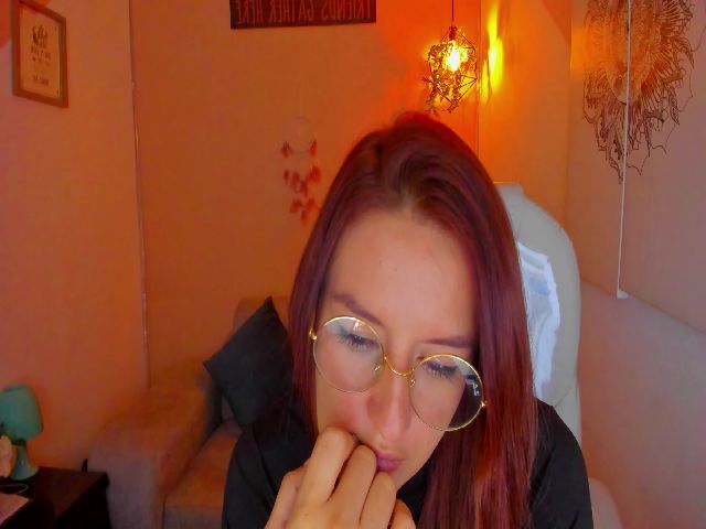 Live sex webcam photo for Connie__jones #272771211