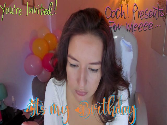 Live sex webcam photo for Connie__jones #272994411