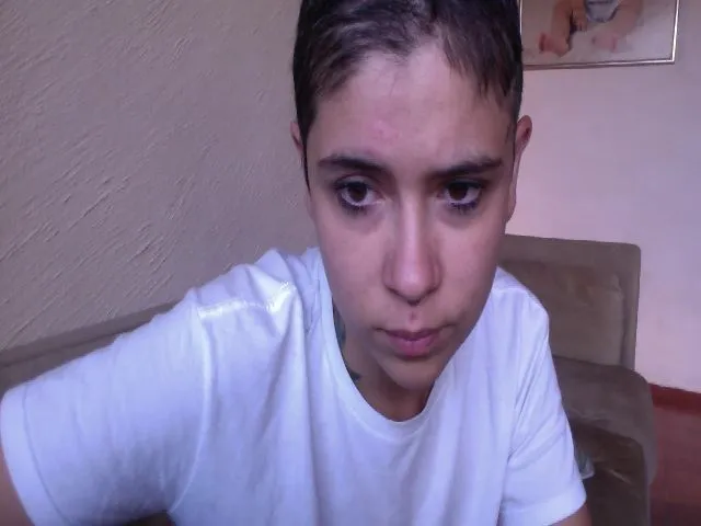 Live sex webcam photo for Connieboom #273128154