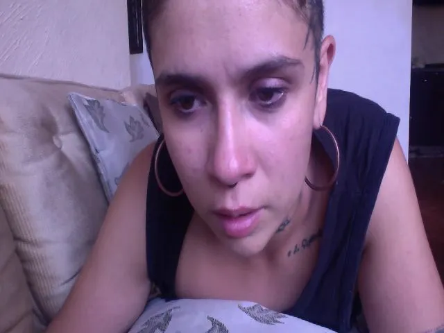 Live sex webcam photo for Connieboom #273181938