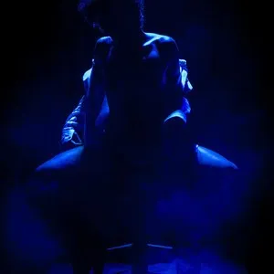 Live sex webcam photo for Connieboom #290934481