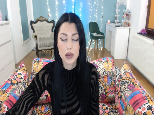 Live sex webcam photo for Conny___ #272286405