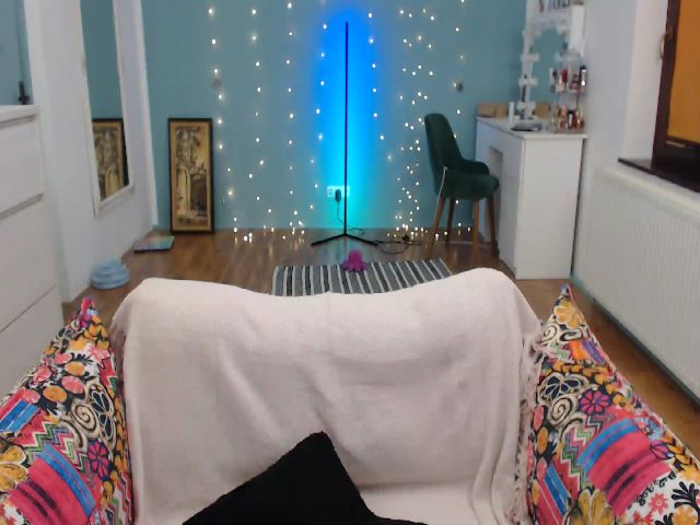 Live sex webcam photo for Conny___ #272363238