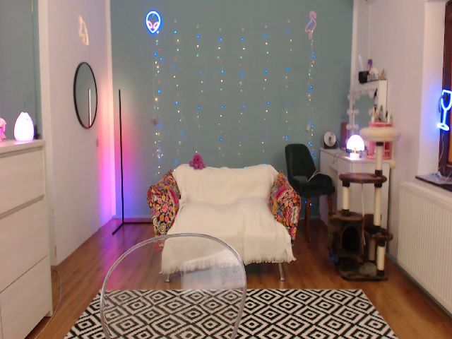 Live sex webcam photo for Conny___ #273904411