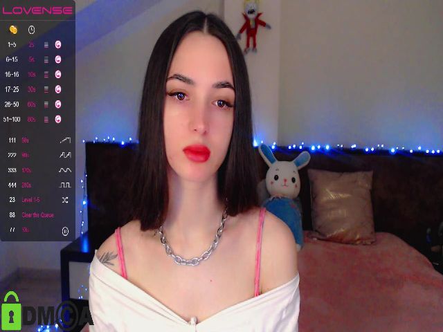 Live sex webcam photo for CookiePetite #272063687