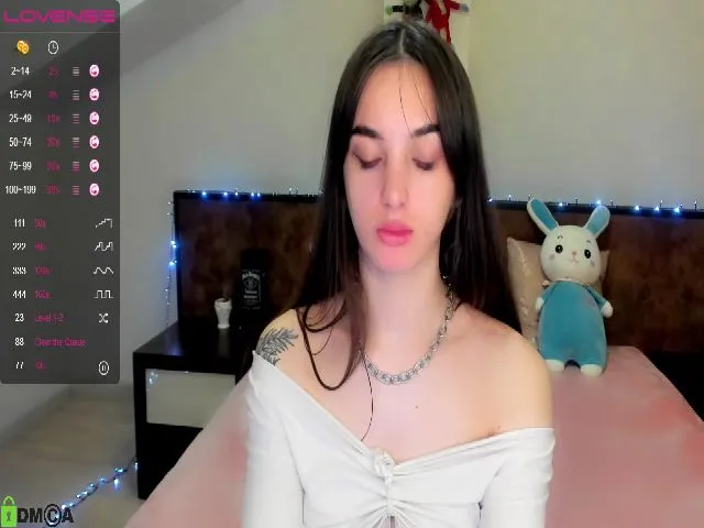 Live sex webcam photo for CookiePetite #272429264