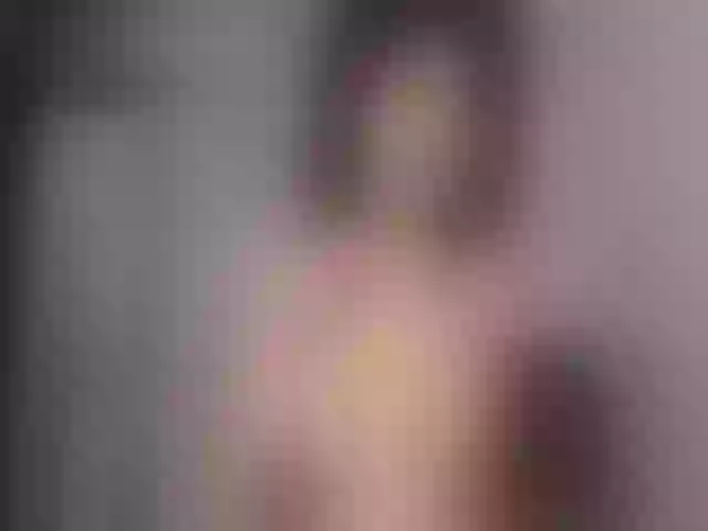 Live sex webcam photo for CrazySweetie_ #271942702