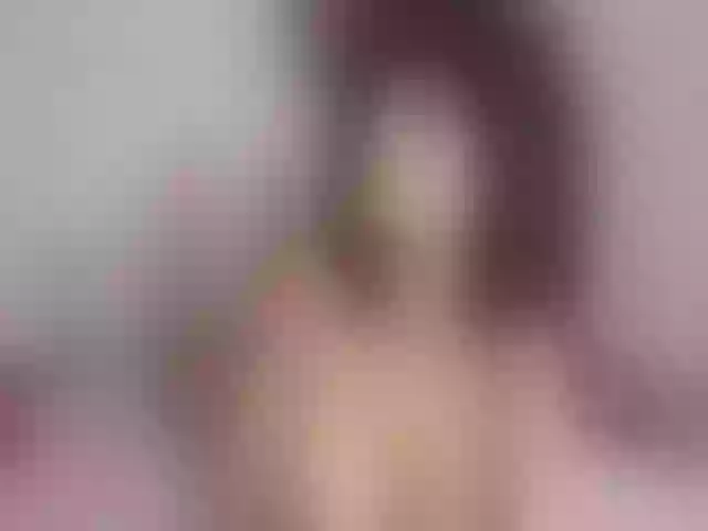 Live sex webcam photo for CrazySweetie_ #272408638