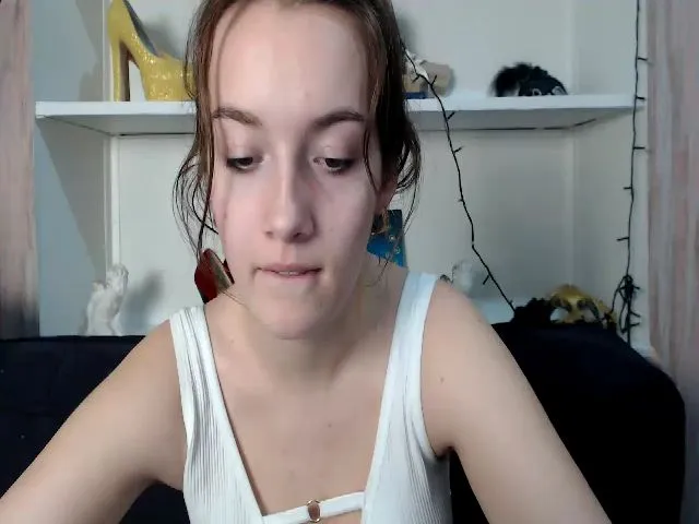 Live sex webcam photo for Crazygerl #272386849