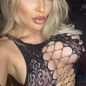 Live sex webcam photo for Crazygirl99 #293902323