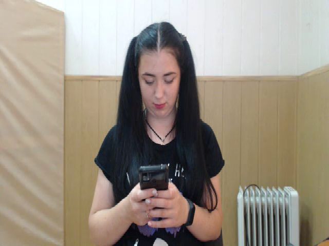 Live sex webcam photo for CrazzyFairy #273763164