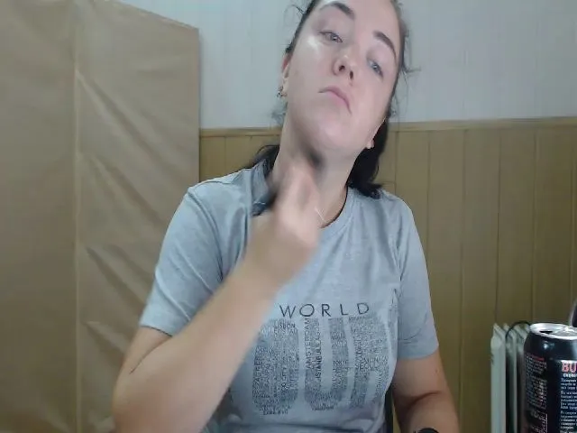 Live sex webcam photo for CrazzyFairy #274339919