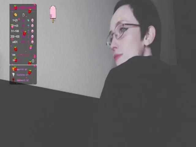 Live sex webcam photo for CreamyBun #272684213