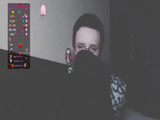 Live sex webcam photo for CreamyBun #272684421