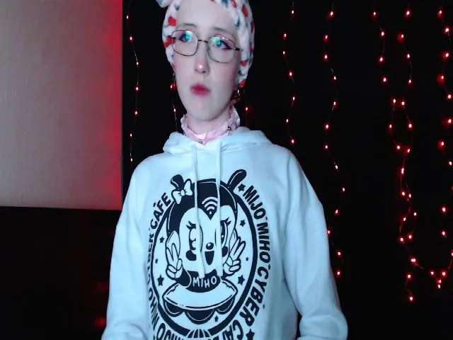 Live sex webcam photo for CreamyBun #272816934