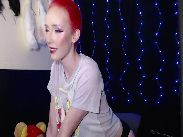 Live sex webcam photo for CreamyBun #272903620