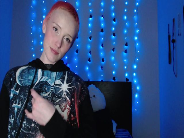 Live sex webcam photo for CreamyBun #273167956