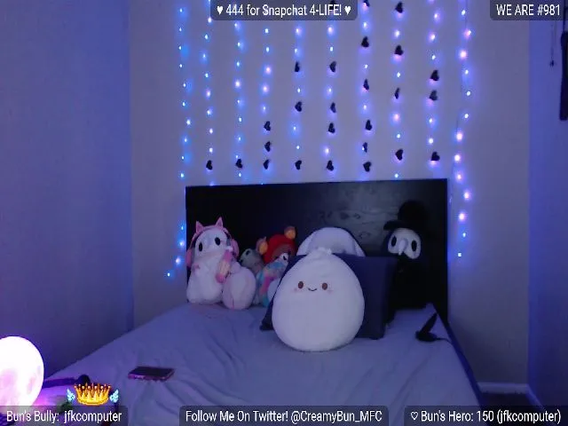 Live sex webcam photo for CreamyBun #273456030