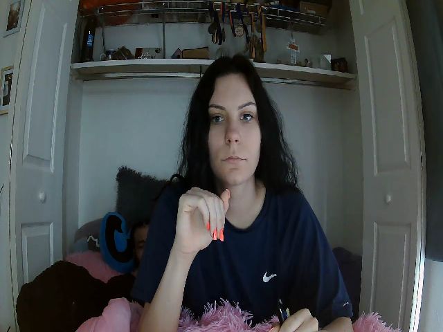 Live sex webcam photo for CreamyCookey #272478444