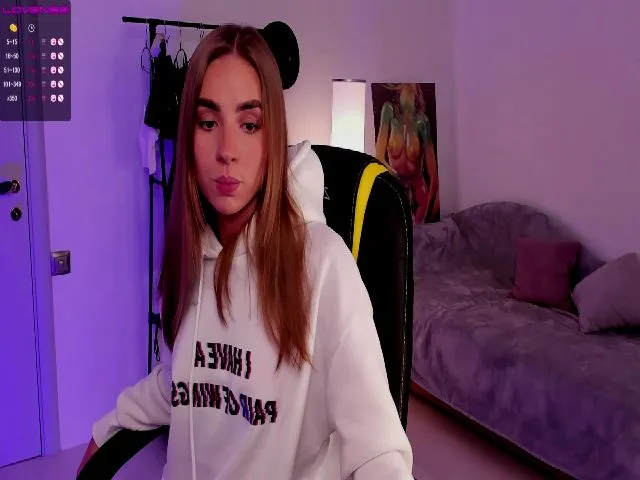 Live sex webcam photo for Creamy_Bunny #272575879