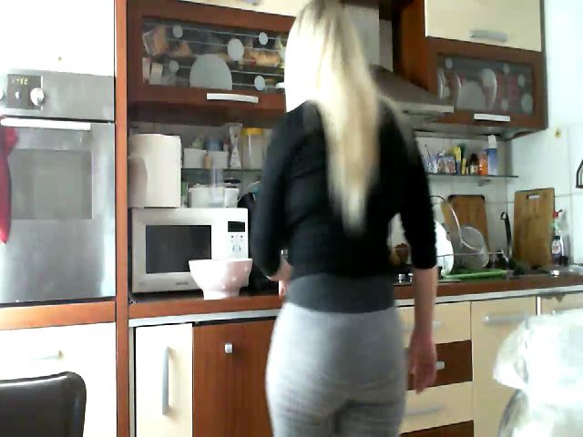 Live sex webcam photo for CrinnaMania #272630383