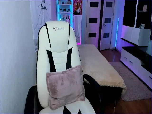 Live sex webcam photo for CristalAlice #273196888