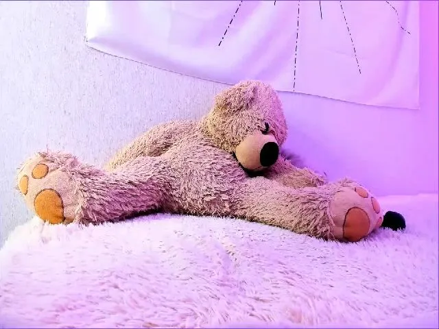 Live sex webcam photo for CristalAlice #273782497