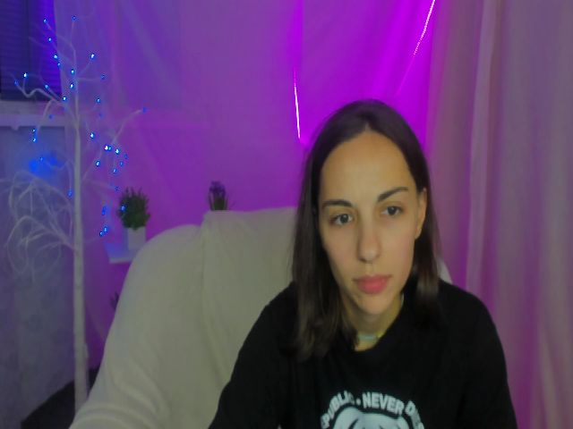 Live sex webcam photo for Cristal_Reed #274662222