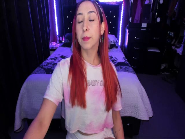 Live sex webcam photo for Cristal_kat #272693458