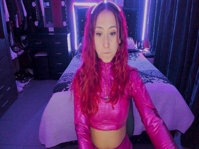 Live sex webcam photo for Cristal_kat #272731329