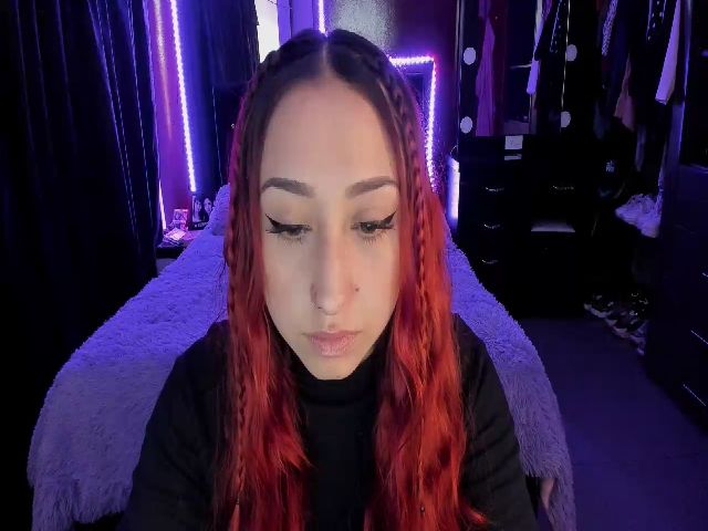 Live sex webcam photo for Cristal_kat #272845221