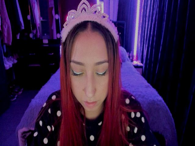 Live sex webcam photo for Cristal_kat #273060241