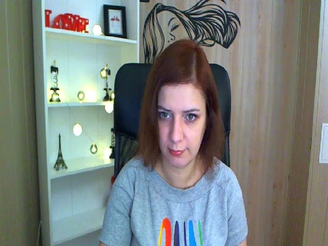 Live sex webcam photo for CristiCarter #271816576