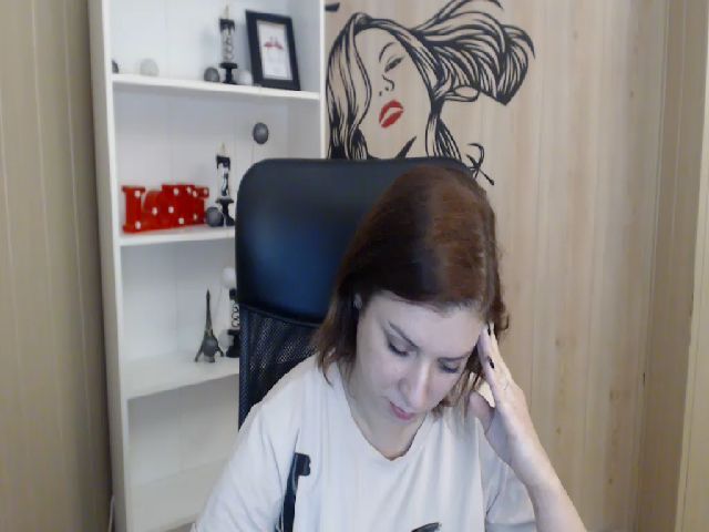 Live sex webcam photo for CristiCarter #272302598