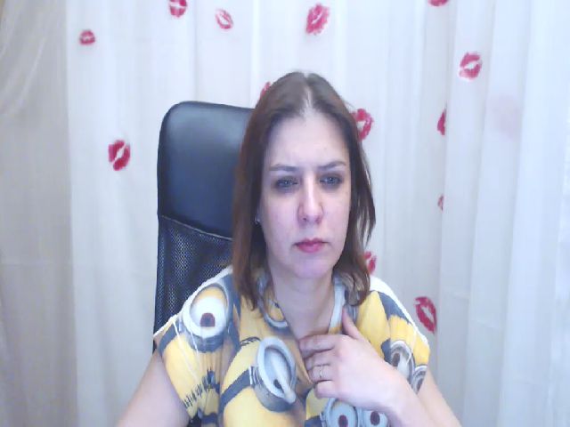 Live sex webcam photo for CristiCarter #272995083