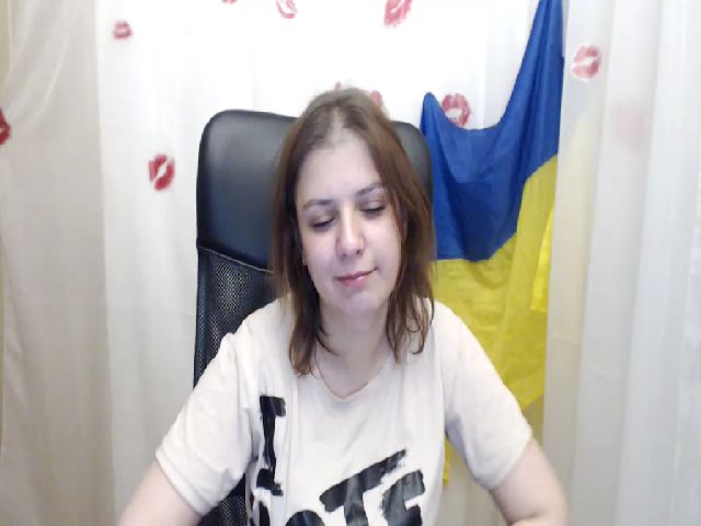 Live sex webcam photo for CristiCarter #273430442