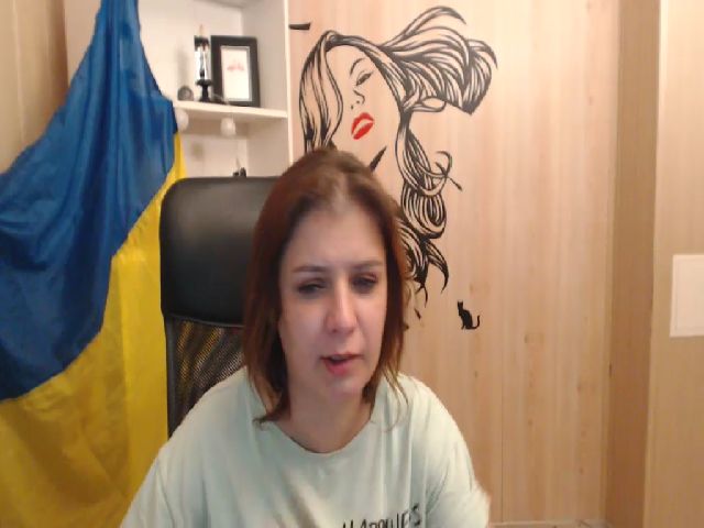 Live sex webcam photo for CristiCarter #273521477