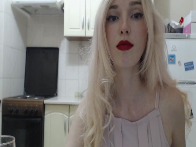 Live sex webcam photo for CristyGT #273733757