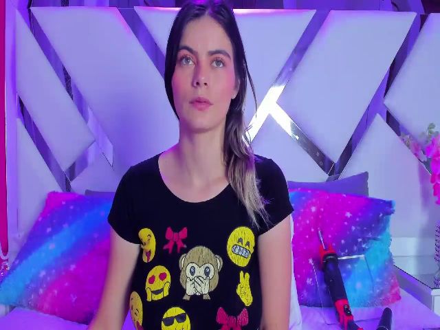 Live sex webcam photo for CrystalRoose #273495000