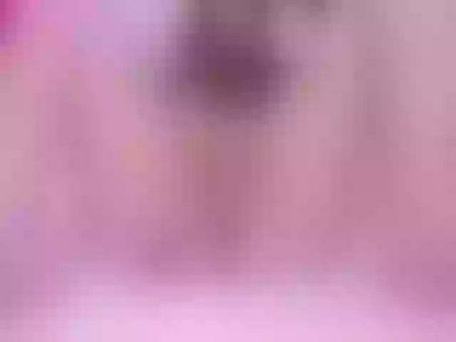 Live sex webcam photo for CrystalRoose #273764999