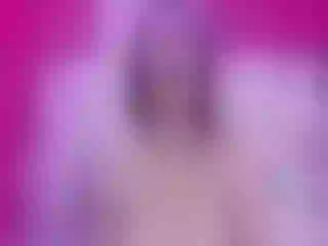Live sex webcam photo for CrystalRoose #273794522