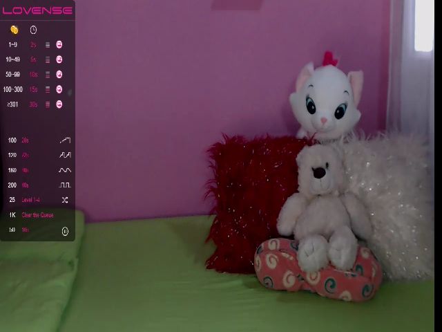 Live sex webcam photo for Crystal_sweet #272451736