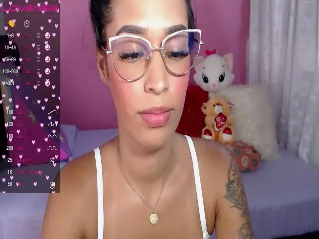 Live sex webcam photo for Crystal_sweet #273430865