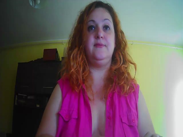 Live sex webcam photo for CurlyCherry #274470360