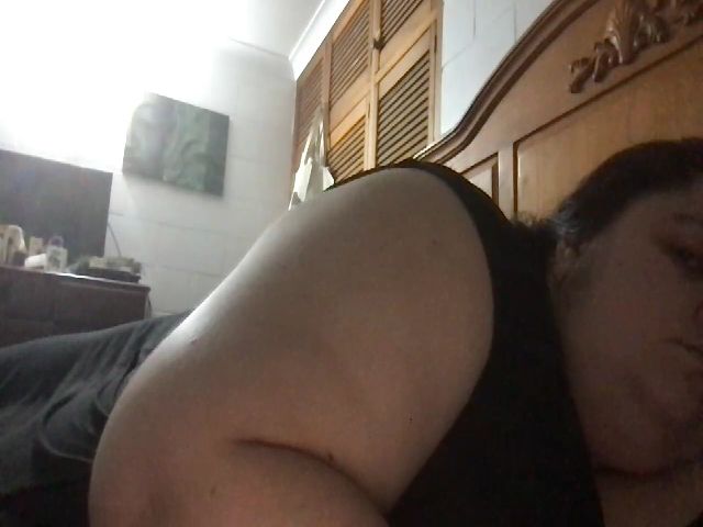 Live sex webcam photo for Curvy_BBW #272279592