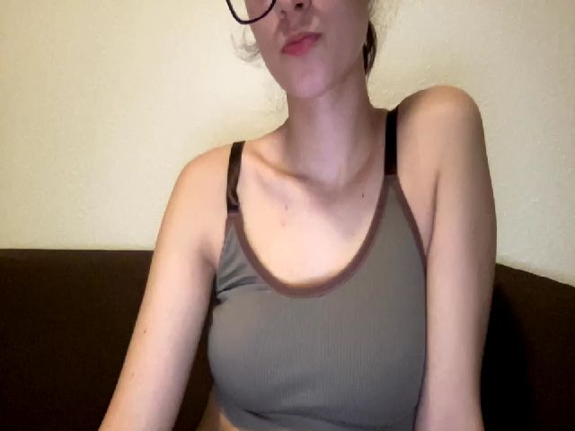 Live sex webcam photo for Cute_peach21 #272272831